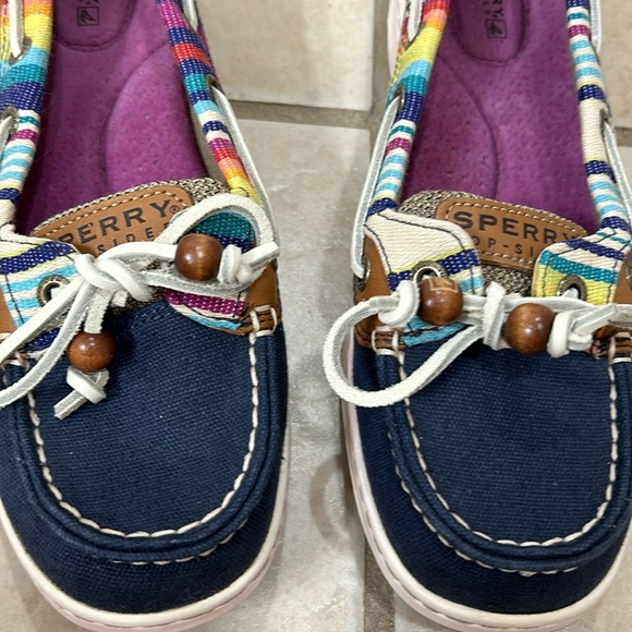 Women’s Sperry boat shoes - Picture 6 of 8
